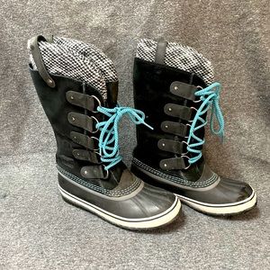 Sorel Joan of Arctic Winter Boots - Rare Color!